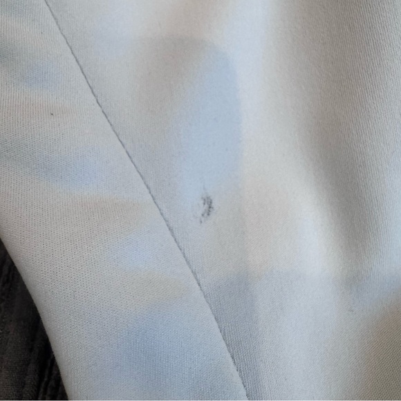 Cabela's Light Gray Cold Weather Windstopper‎ Jacket, Size Small *flaw - Picture 13 of 17